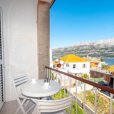 Apartments Peco Korcula Town Bagian luar foto