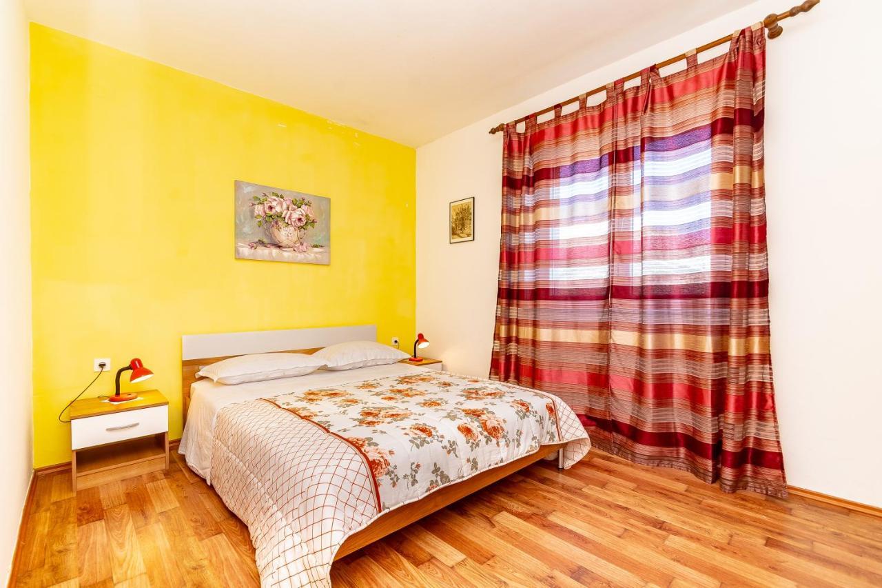 Apartments Peco Korcula Town Bagian luar foto